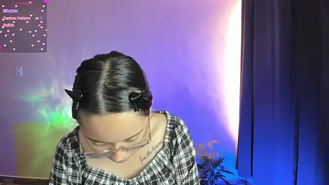 shantalc3rezo online show from November 13, 2025, 6:07 pm