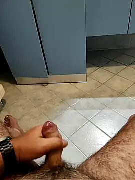 Snapshot of orsettoCum chatting on September 9, 2025, 9:03 pm orsettoCum online show from September 9, 2025, 9:03 pm