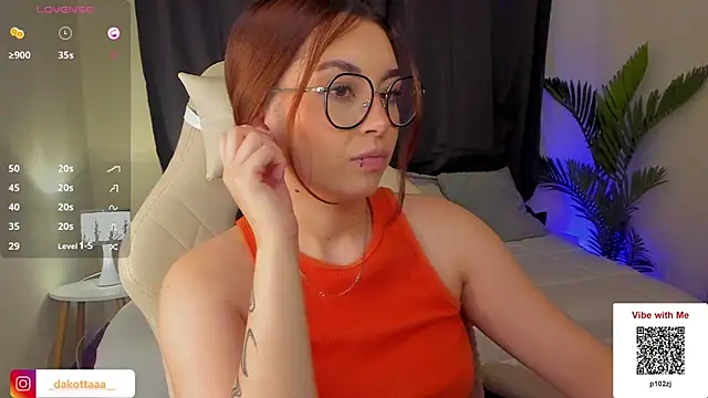 dakottaa  online show from February 1, 2025, 3:19 am