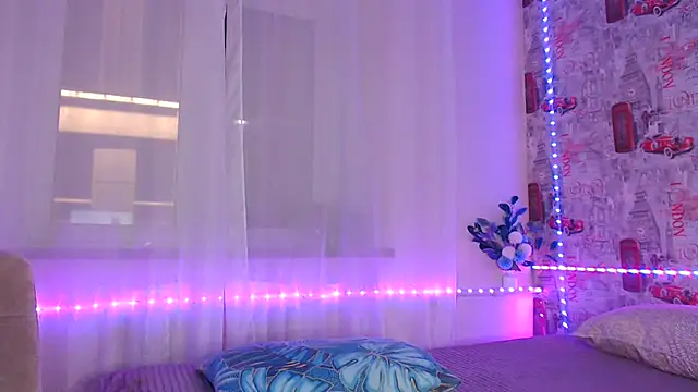 Karolina love  online show from May 31, 2026, 8:54 pm