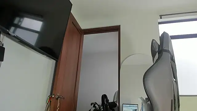 joss 111 online show from November 29, 2025, 12:08 pm