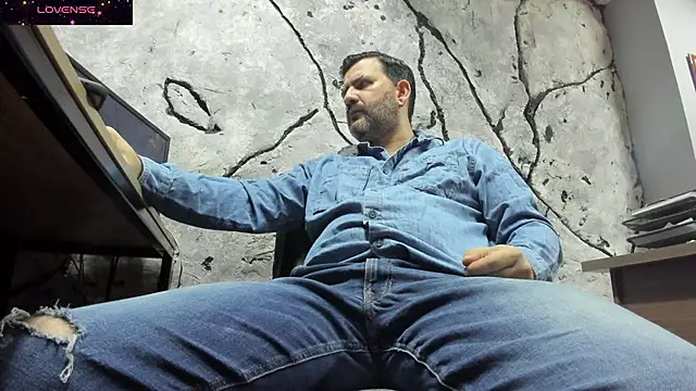 Maxi TheBigDaddy online show from September 16, 2025, 1:23 pm