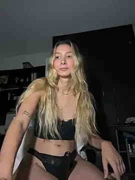 DanikRosse online show from February 3, 2025, 6:56 am