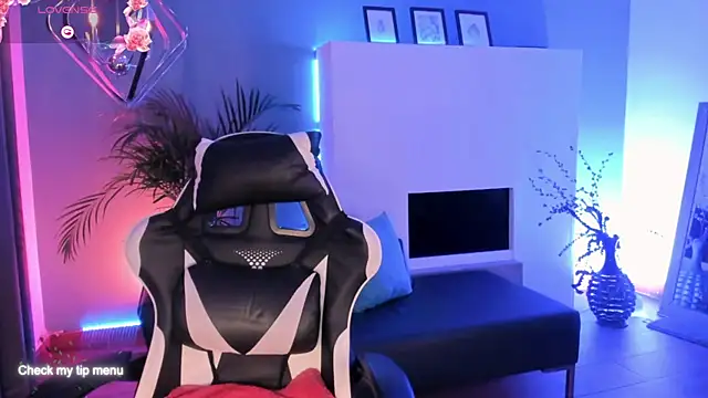 Megan inked online show from December 14, 2025, 3:01 am