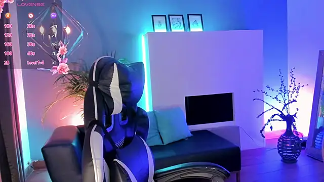 Megan inked online show from February 3, 2026, 3:48 am