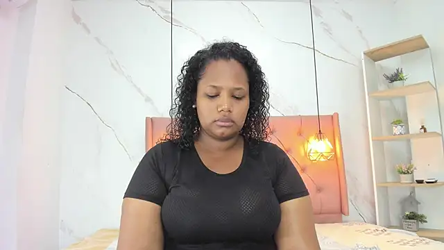 Belle Brunette online show from October 24, 2025, 9:00 pm