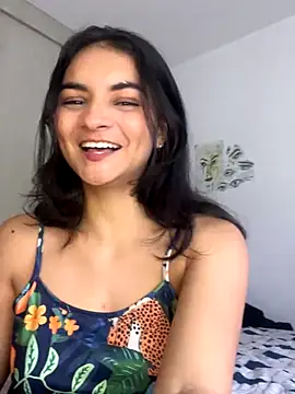 Cat2525 online show from November 4, 2025, 7:57 pm