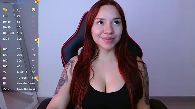 Snapshot of samantha_tattu chatting on February 17, 2025, 8:26 pm samantha tattu online show from February 17, 2025, 8:26 pm