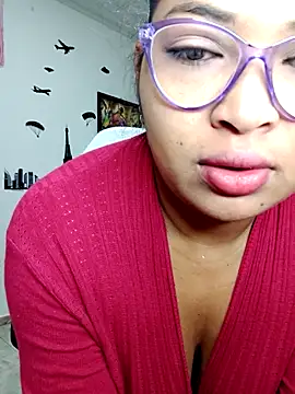 chalohott online show from October 7, 2025, 9:06 am