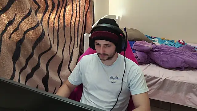 iurytx online show from February 21, 2025, 8:27 pm