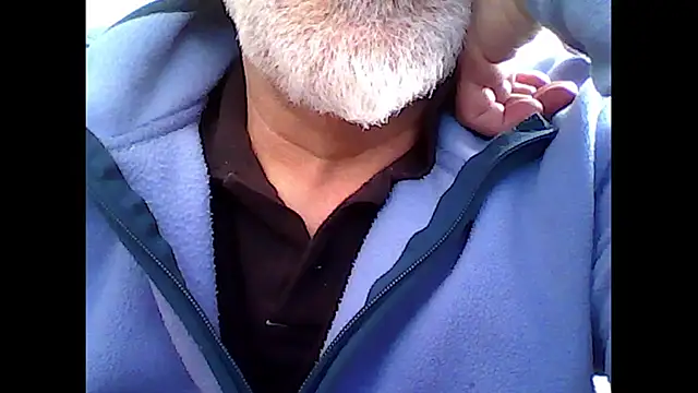 xcimeru online show from November 17, 2025, 2:34 pm