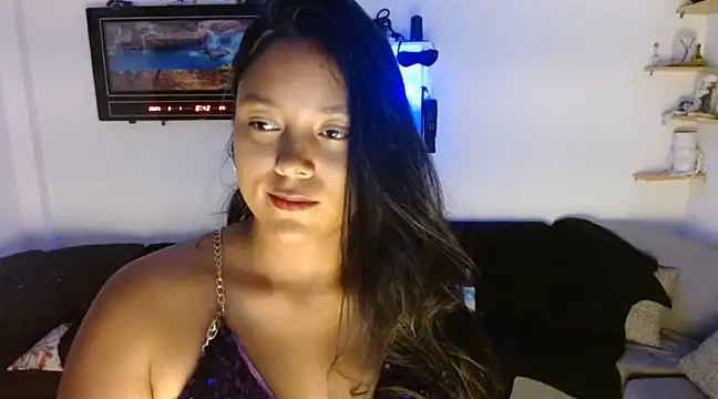 Snapshot of Chiara_petterson chatting on March 1, 2025, 5:42 am Chiara petterson online show from March 1, 2025, 5:42 am