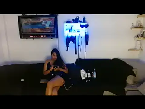 Snapshot of Chiara_petterson chatting on March 1, 2025, 8:45 am Chiara petterson online show from March 1, 2025, 8:45 am