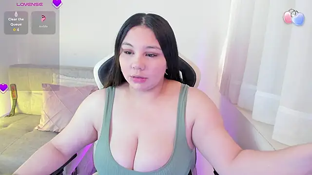 ambar-wells online show from May 15, 2026, 5:20 pm