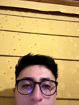 CamiRojas boy online show from September 9, 2025, 4:45 am