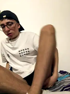 CamiRojas boy online show from October 20, 2025, 3:40 am