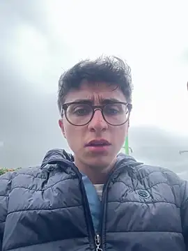 CamiRojas boy online show from May 27, 2026, 5:54 pm