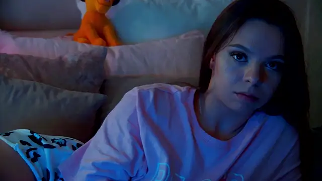 ElisabethDavis online show from March 16, 2025, 12:23 am