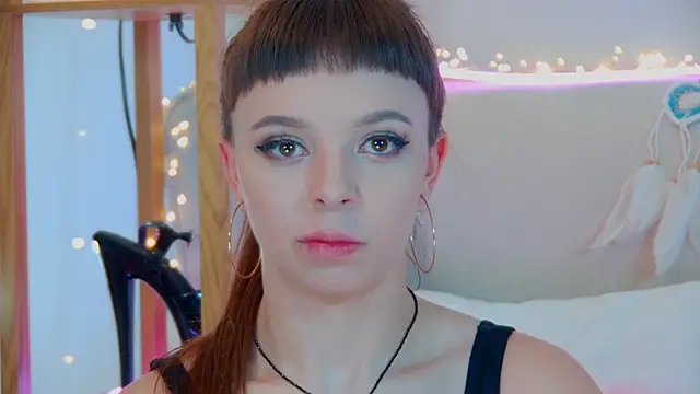 ElisabethDavis online show from September 15, 2025, 5:13 pm