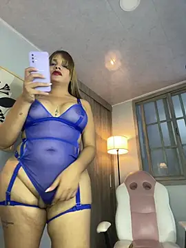 Vanesa novvoa online show from June 6, 2026, 4:55 pm
