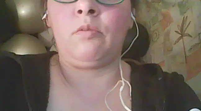 Snapshot of deluxpussy chatting on March 6, 2025, 8:27 pm deluxpussy online show from March 6, 2025, 8:27 pm