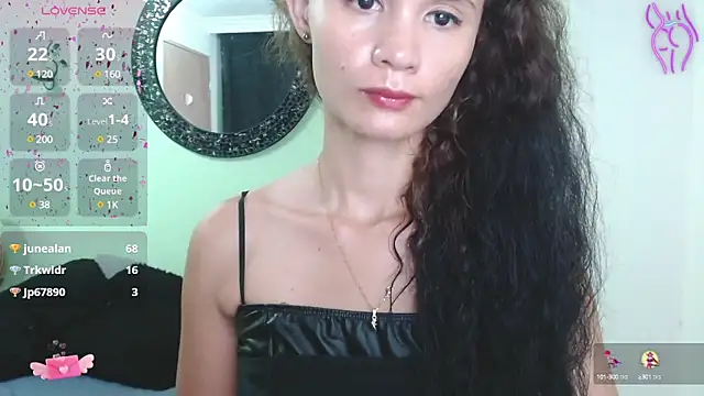 Sofia Franco  online show from December 6, 2024, 1:29 am