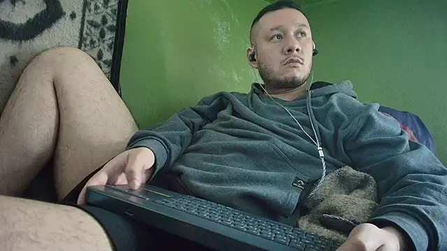 sweet cock28 online show from November 30, 2025, 3:49 pm