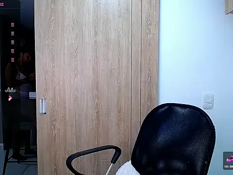 Snapshot of Danna_Ross_ chatting on January 17, 2026, 4:22 pm Danna Ross online show from January 17, 2026, 4:22 pm