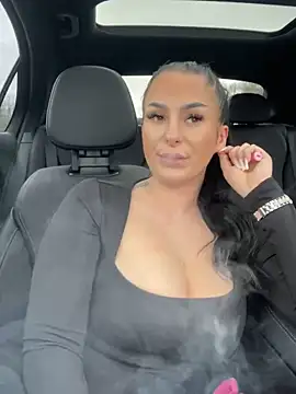 Mia-Bremer online show from February 26, 2025, 1:30 pm