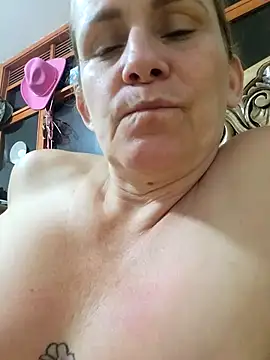 SeductionSilera online show from January 6, 2026, 5:33 am