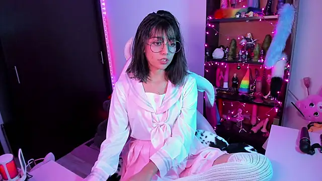 amber yull online show from January 3, 2025, 5:06 am