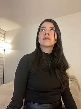 Snapshot of saori_10 chatting on January 6, 2026, 5:22 am saori 10 online show from January 6, 2026, 5:22 am