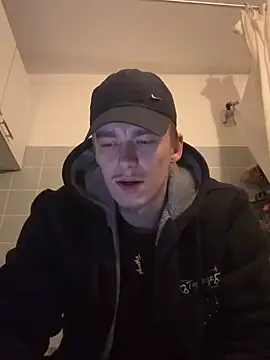 Toyjungee online show from December 19, 2024, 4:57 pm