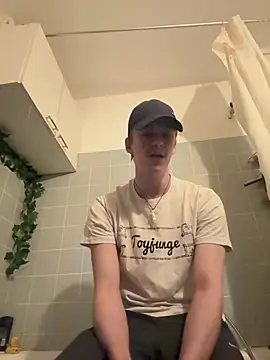 Toyjungee online show from January 16, 2025, 5:23 pm