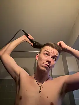 Toyjungee online show from February 2, 2025, 4:43 pm