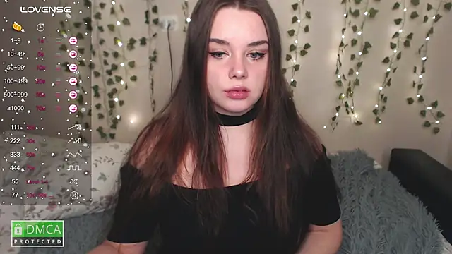 aliice cutie online show from December 25, 2024, 1:10 am