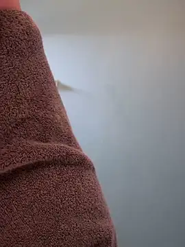 kimmiakiss22 online show from March 14, 2025, 6:39 pm