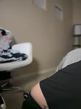 kimmiakiss22 online show from March 16, 2025, 3:25 am