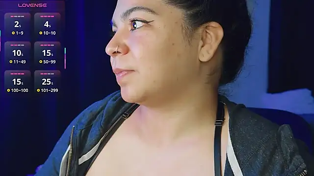 kimmiakiss22 online show from September 21, 2025, 12:56 am