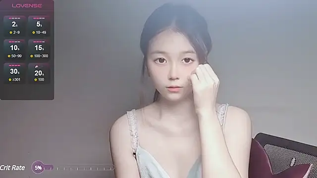 VaerySaenz online show from February 6, 2025, 4:42 am