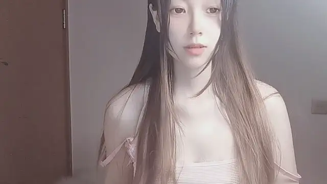 VaerySaenz online show from October 12, 2025, 5:17 am