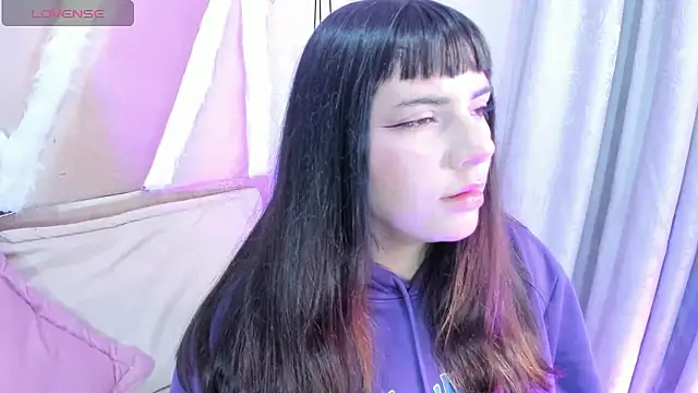 xhinata hyugax online show from January 10, 2026, 12:12 am