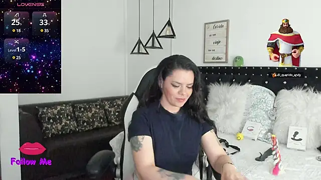 natasha logan  online show from January 28, 2025, 1:27 pm