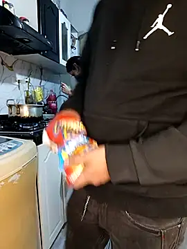 catire2323 online show from April 17, 2026, 12:57 am