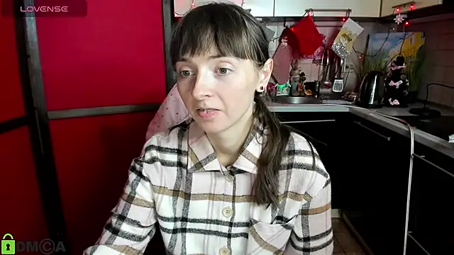 TayanaJons online show from December 23, 2025, 9:29 am