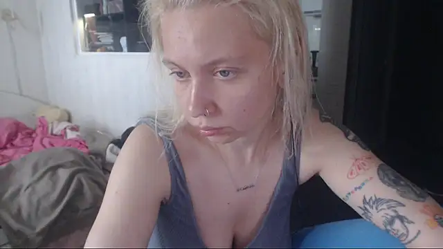 amanda kiss kiss online show from October 15, 2025, 10:26 am