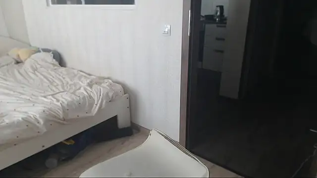 amanda kiss kiss online show from February 11, 2026, 11:04 am