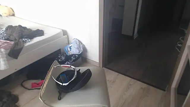 amanda kiss kiss online show from March 29, 2026, 2:06 pm