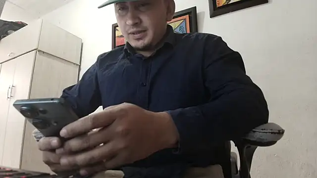 myke andrade online show from October 3, 2025, 8:39 pm