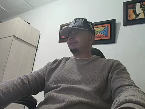 myke andrade online show from October 17, 2025, 2:48 am